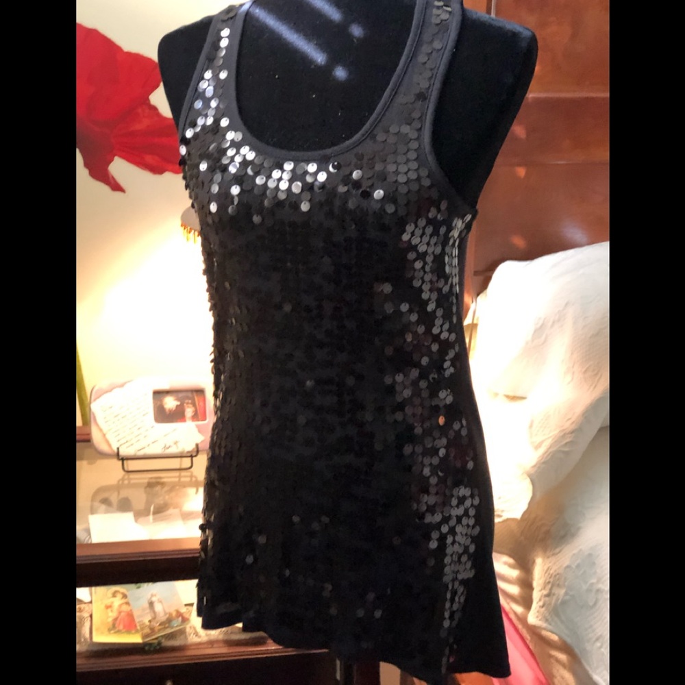 Wet Seal Black Sequin-front tank